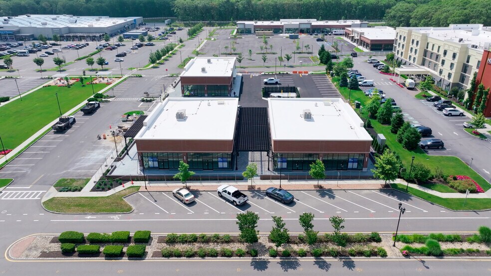 More Photos Of 901 Boulevard E, Yaphank Storefront For Lease