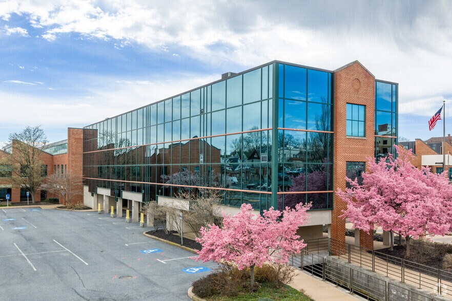 Primary Photo Of 26 N Cedar St, Lititz Medical For Sale
