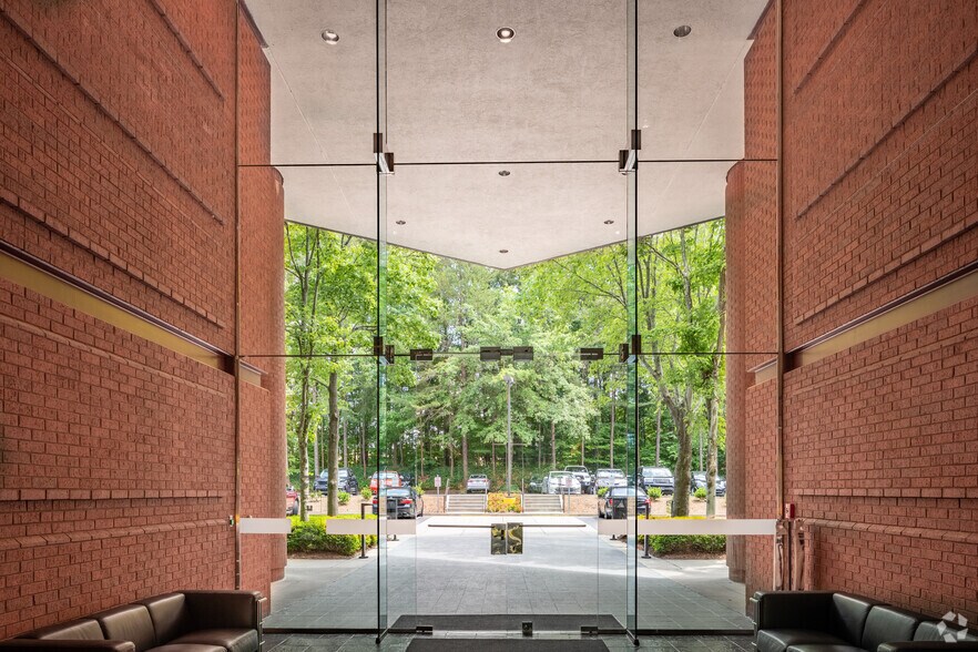 More Photos Of 3295 River Exchange Dr, Peachtree Corners Office For Lease