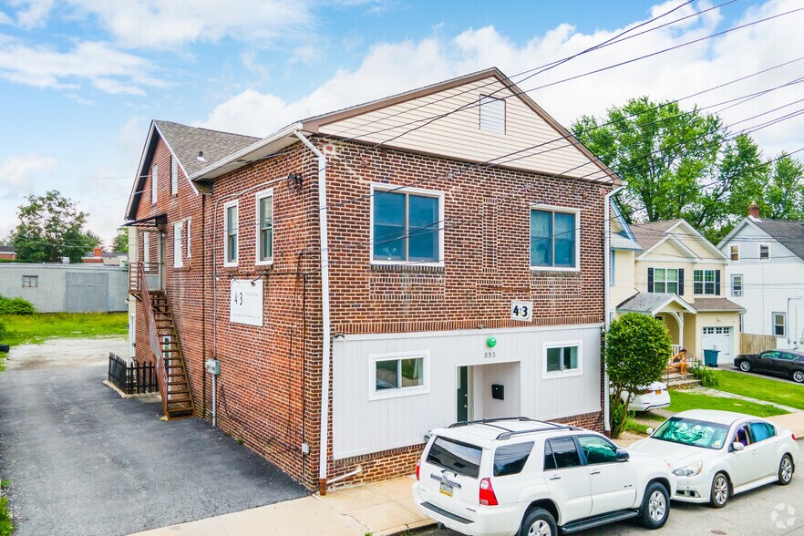 More Photos Of 893-895 Penn St, Bryn Mawr Storefront Retail Residential For Lease