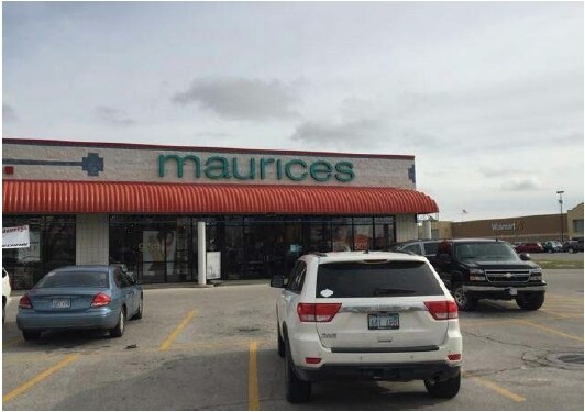 More Photos Of 2502-2510 S Santa Fe Ave, Chanute General Retail For Lease