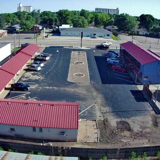 More Photos Of 1901 Rose Ave, Burlington Hotel For Sale