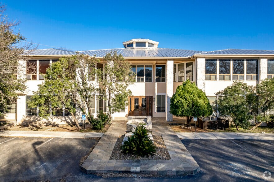 More Photos Of 13300 Old Blanco Rd, San Antonio Office For Lease