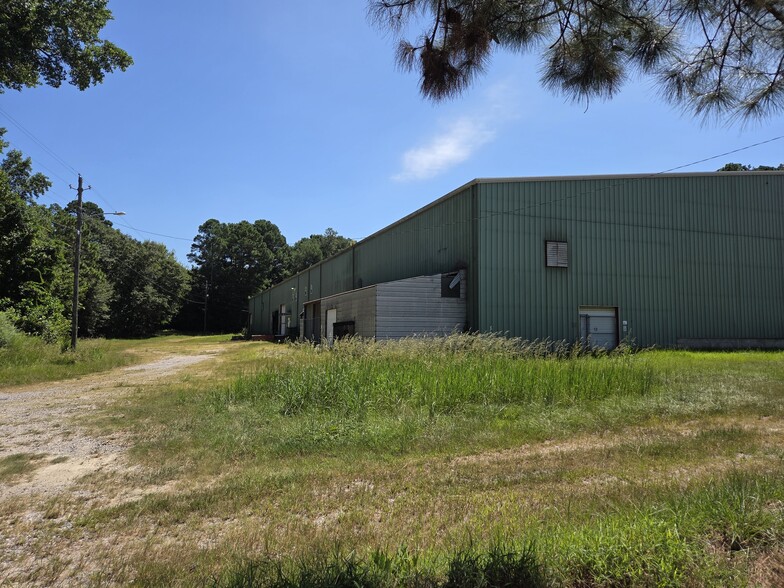 Primary Photo Of 407 Glasgow St, Aberdeen Manufacturing For Sale
