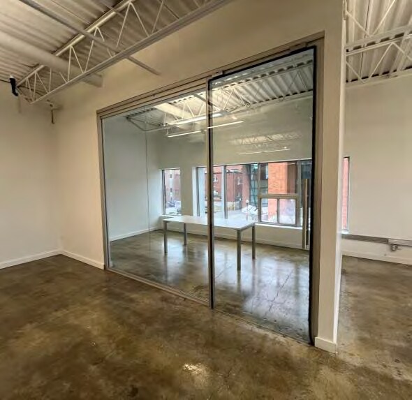 More Photos Of 22 Water St S, Kitchener Office For Lease