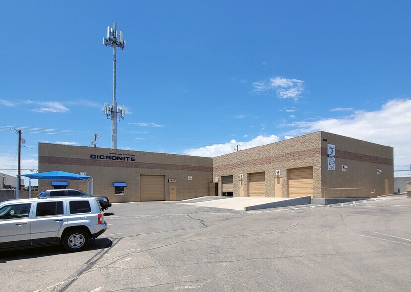 More Photos Of 801 Pendale Rd, El Paso Distribution For Sale