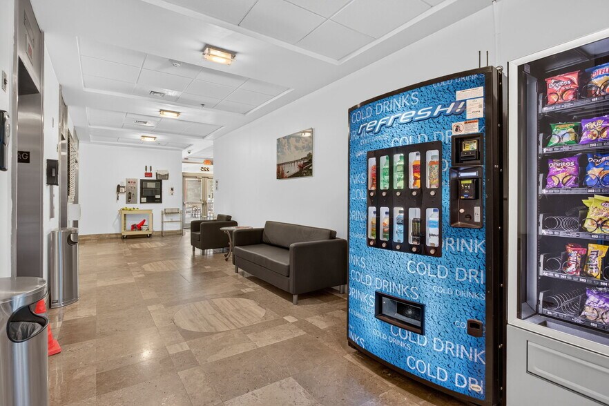 More Photos Of 225 N Federal Hwy, Pompano Beach Office For Lease