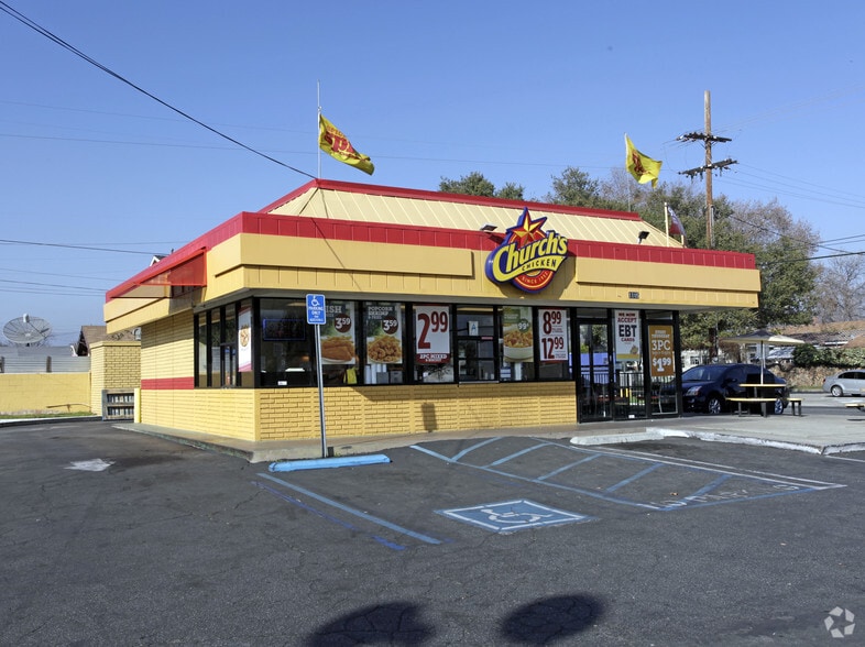 Primary Photo Of 1105 W Mission Blvd, Pomona Fast Food For Sale