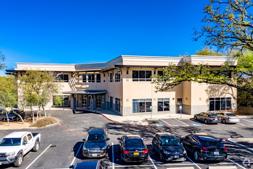 More Photos Of 8706 Fredericksburg Rd, San Antonio Medical For Sale