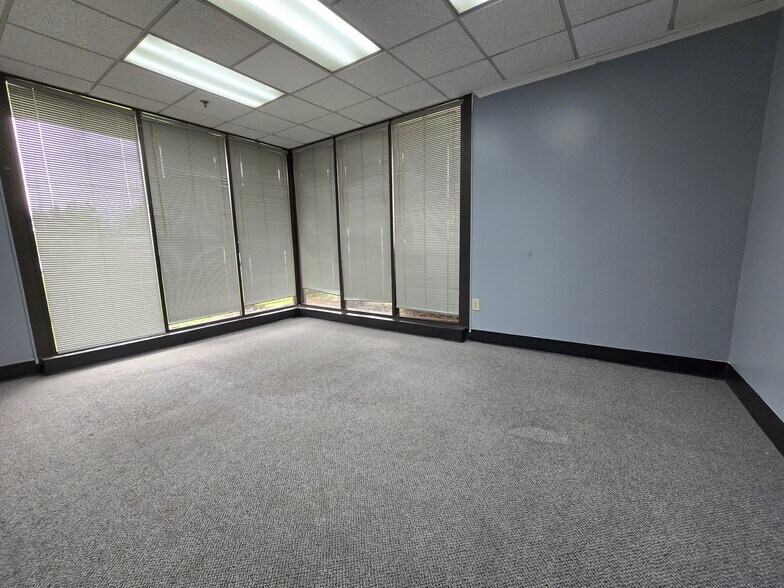 More Photos Of 6624 Jimmy Carter Blvd, Peachtree Corners Industrial For Sale