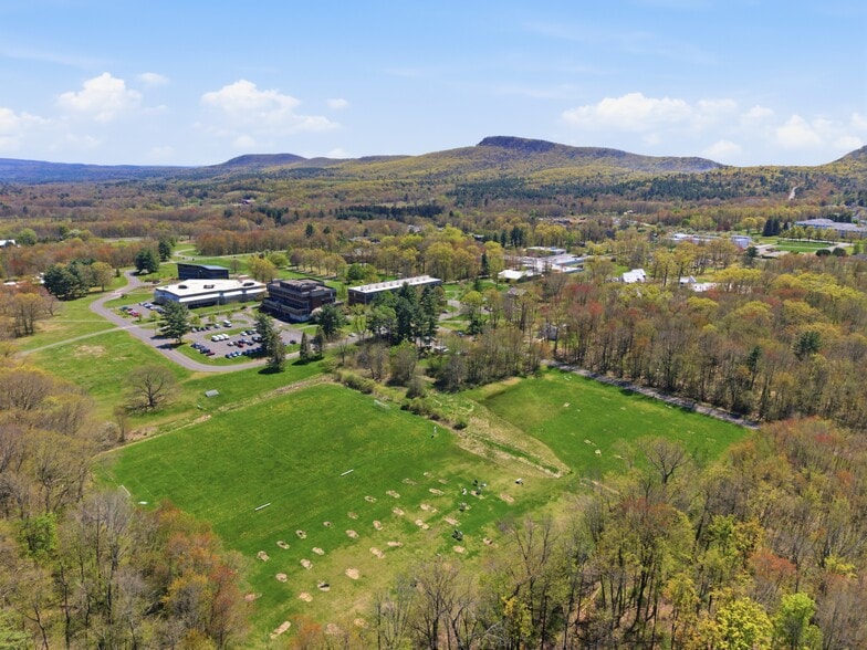 More Photos Of 893 West St, Amherst Schools For Sale