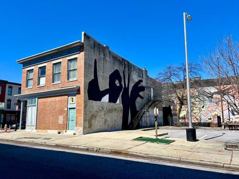 More Photos Of 1138-1140 W Hollins St, Baltimore Storefront Retail Office For Lease
