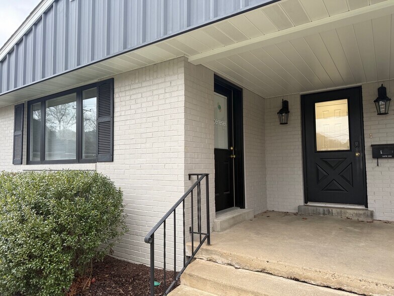 More Photos Of 3122 Carson Ave, Murrysville Office For Lease