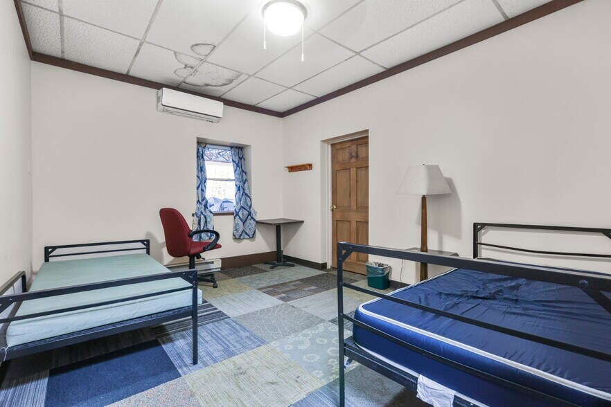 More Photos Of 5734 Durbin Rd, Bellville Specialty For Sale