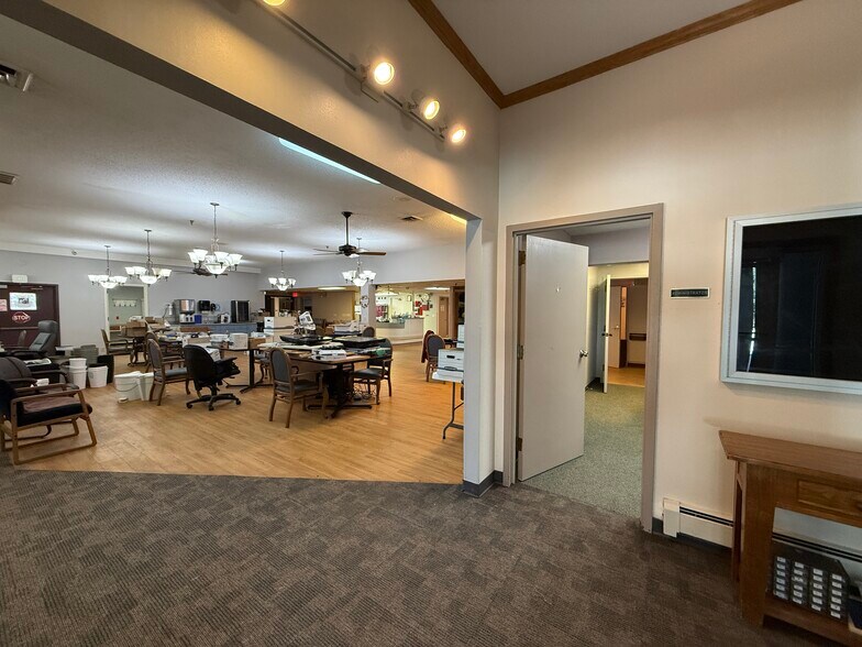 More Photos Of 702 Cedar Ave, Laurel Multifamily For Sale