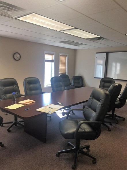 More Photos Of 200 Aviation Dr, Winchester Office For Sale
