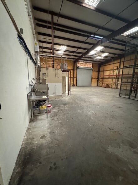 More Photos Of 190 E San Antonio Dr, King City Industrial For Sale
