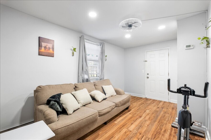 More Photos Of 97 Waverly St, Yonkers Apartments For Sale