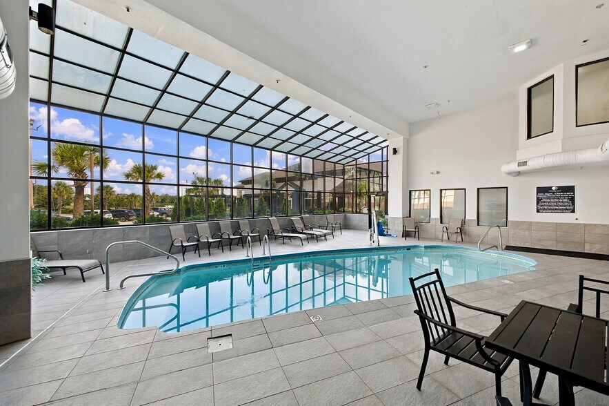 More Photos Of 10 Gateway Dr, Hattiesburg Hotel For Sale