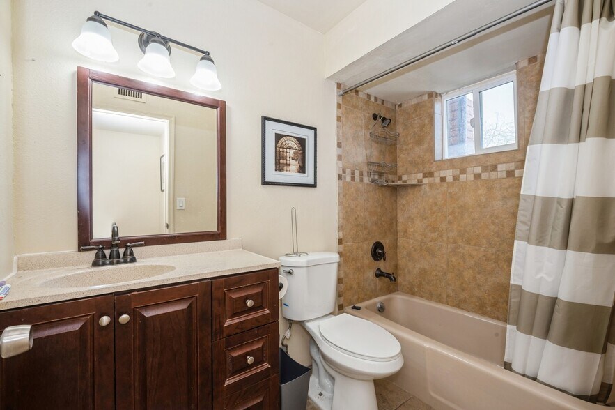 More Photos Of 316 E Vogel Ave, Phoenix Apartments For Sale