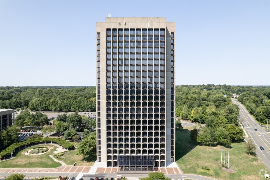 More Photos Of 1 Blue Hill Plz, Pearl River Coworking Space