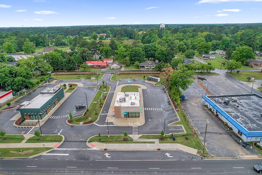 More Photos Of 507 W 3rd St, Pembroke Fast Food For Sale