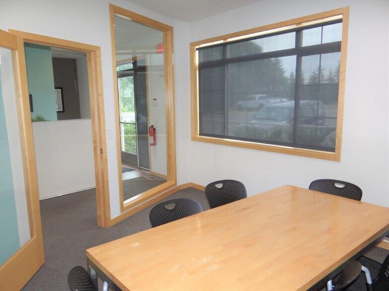 More Photos Of 801-809 Meander Ct, Medina Loft Creative Space For Lease