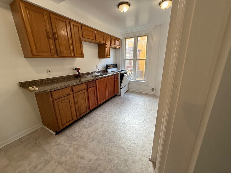 More Photos Of 132 Central Ave, Dayton Multifamily For Sale