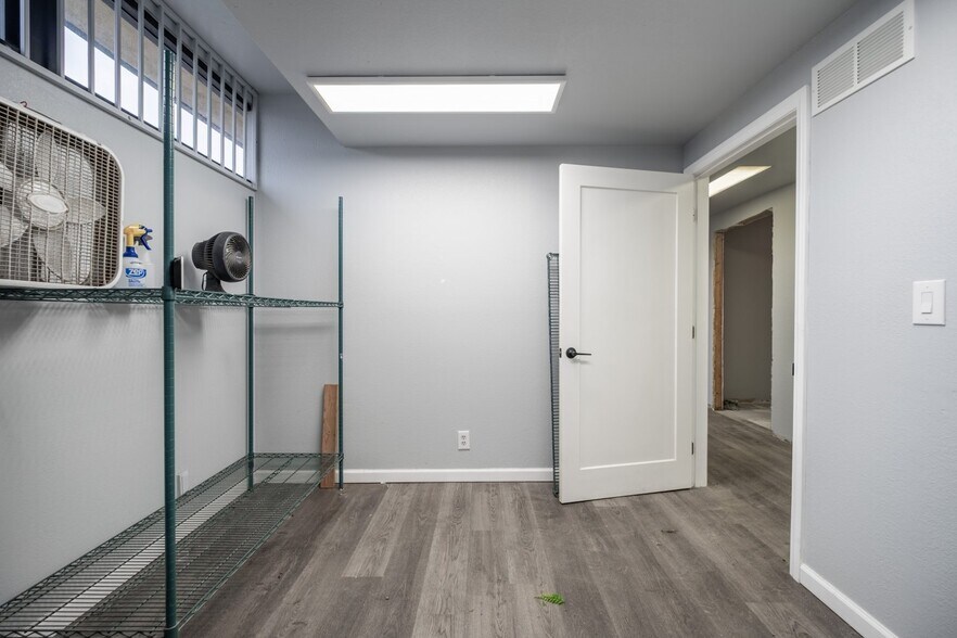 More Photos Of 12132 Front St, Norwalk Storefront Retail Office For Lease