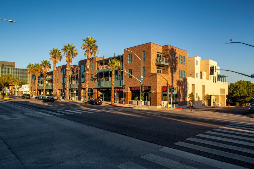 More Photos Of 2300 Wilshire Blvd, Santa Monica Apartments For Lease