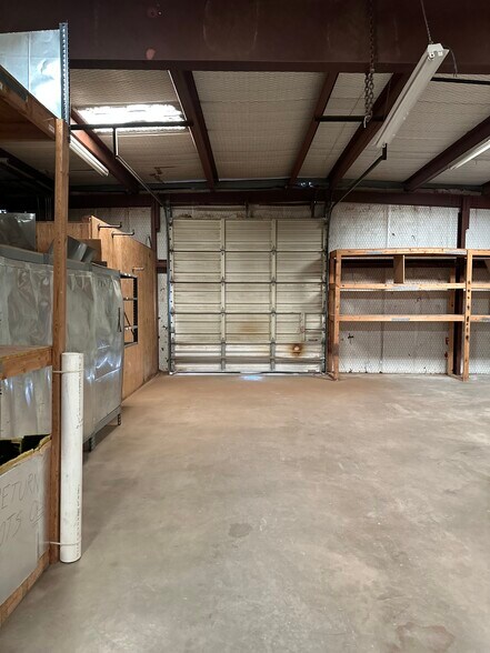 More Photos Of 5929 50th St, Lubbock Industrial For Sale