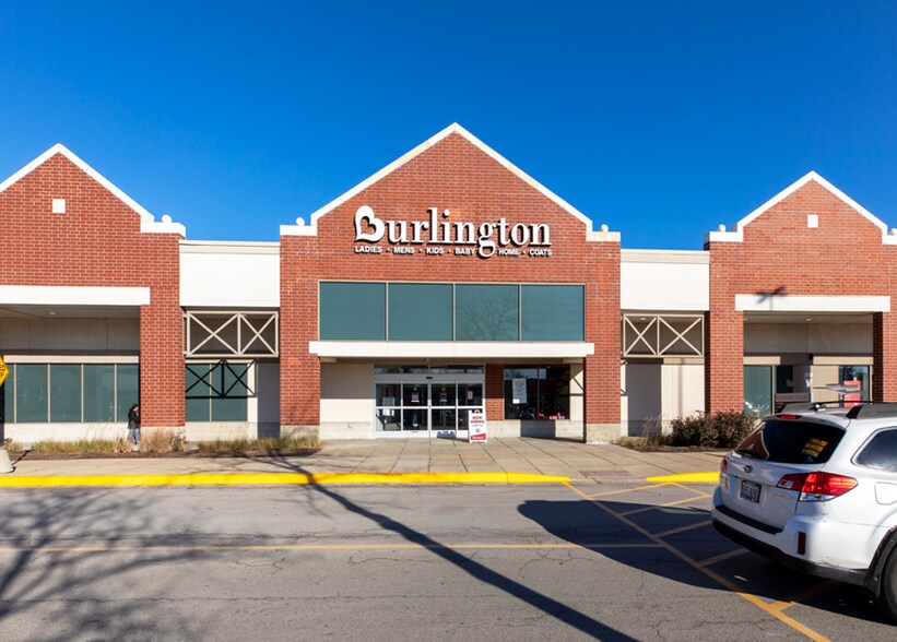 More Photos Of 701 N Milwaukee Ave, Vernon Hills Unknown For Lease