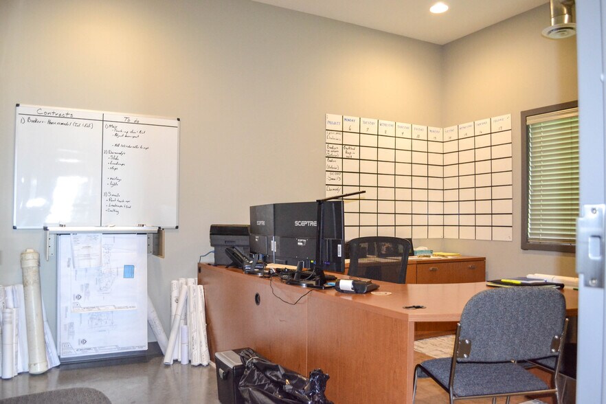 More Photos Of 9518 S 120th St, La Vista Self Storage For Sale