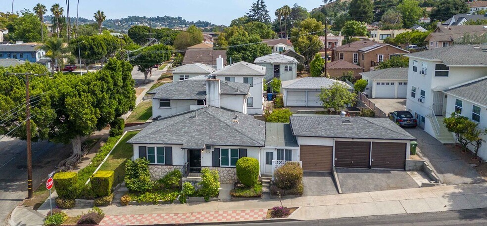 More Photos Of 3204 Palmer Dr, Los Angeles Apartments For Sale
