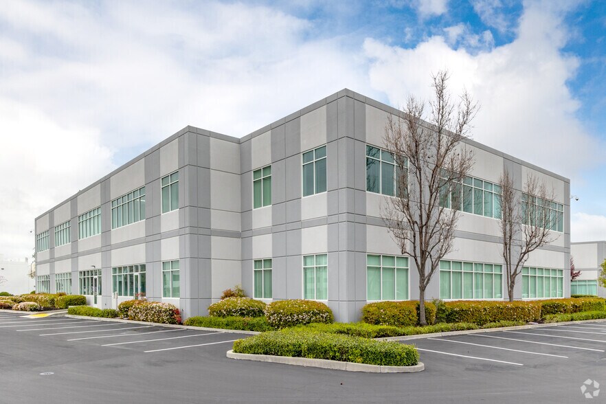 More Photos Of 237 S Hillview Dr, Milpitas Research And Development For Lease