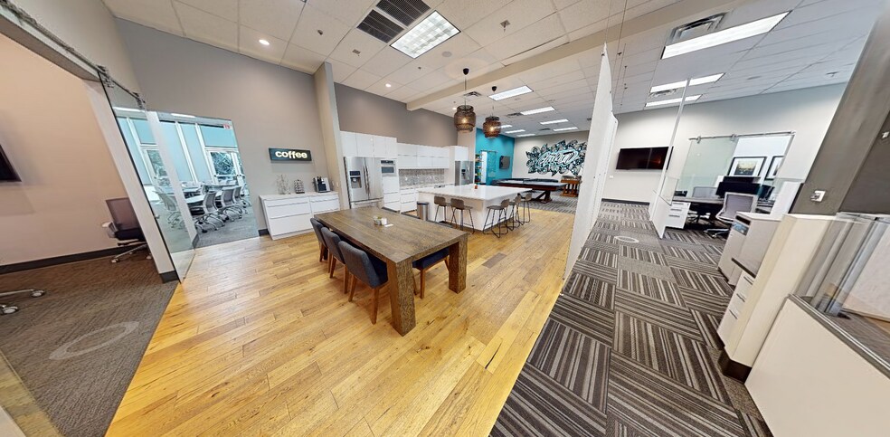 More Photos Of 3225 N Central Ave, Phoenix Office For Sale