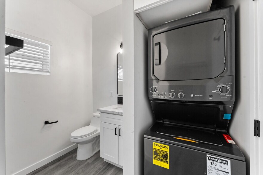 More Photos Of 8353 Ivory Coast Dr, San Diego Multifamily For Sale