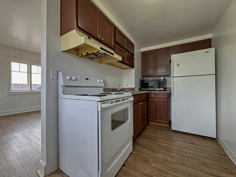 More Photos Of 2465 Monroe Blvd, Ogden Apartments For Sale
