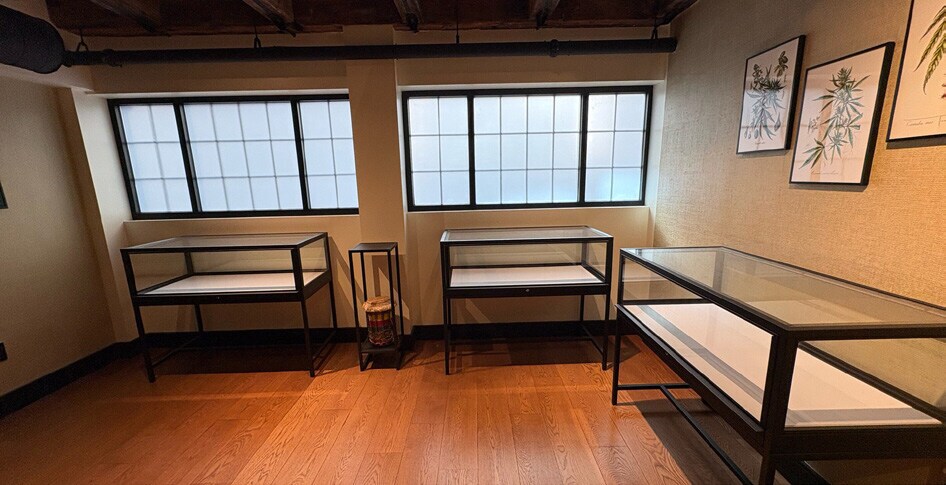 More Photos Of 21 Broad St, Boston Bar For Sale