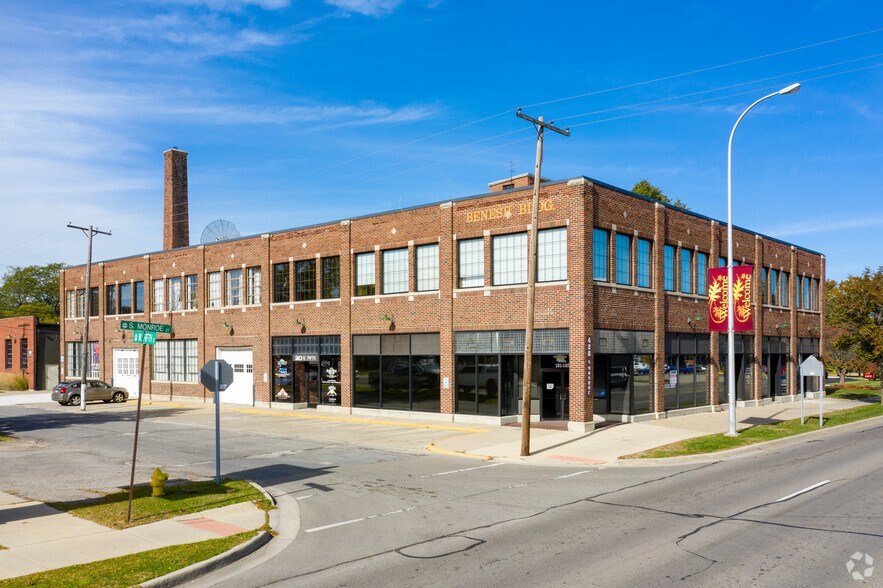 More Photos Of 20 W 5th St, Monroe Office For Lease