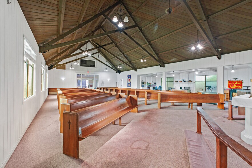 More Photos Of 16248 Carolyn St, San Leandro Religious Facility For Sale