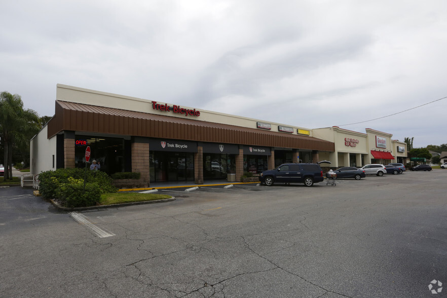 More Photos Of 3131-3185 4th St N, Saint Petersburg Freestanding For Lease