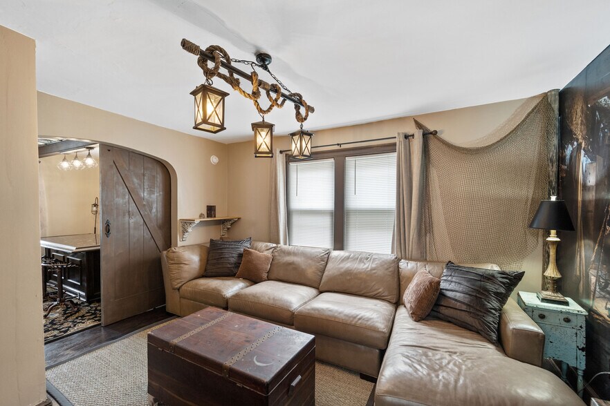 More Photos Of , Johnson City Specialty For Sale