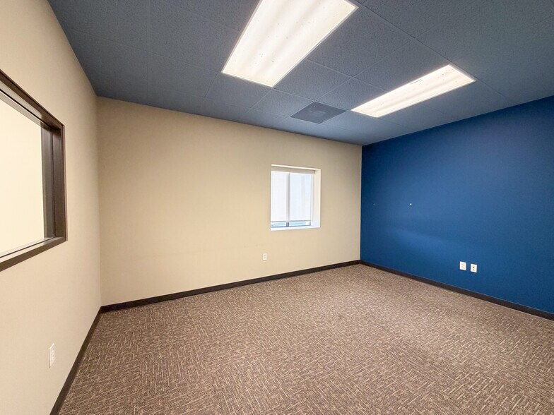 More Photos Of 3642 Bacor Rd, Houston Warehouse For Sale