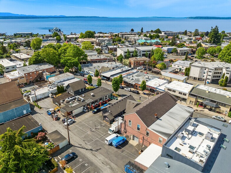 More Photos Of 542 Main St, Edmonds Freestanding For Sale