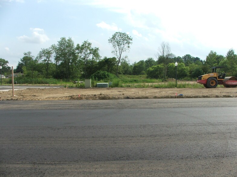 More Photos Of 128 Graham Park Dr, Cranberry Township Freestanding For Lease