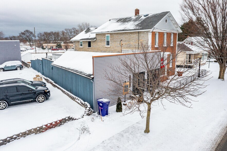 More Photos Of 1612 Milan Rd, Sandusky Freestanding For Sale