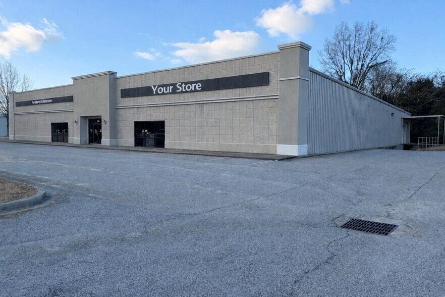 Primary Photo Of 310 Hartsville Crossing Blvd, Hartsville Freestanding For Sale