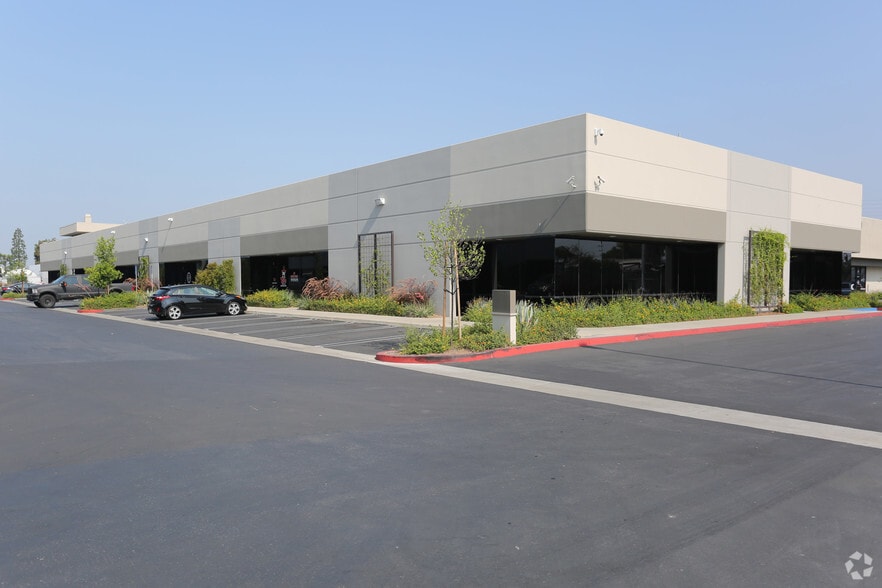 More Photos Of 3400 W Warner Ave, Santa Ana Unknown For Lease