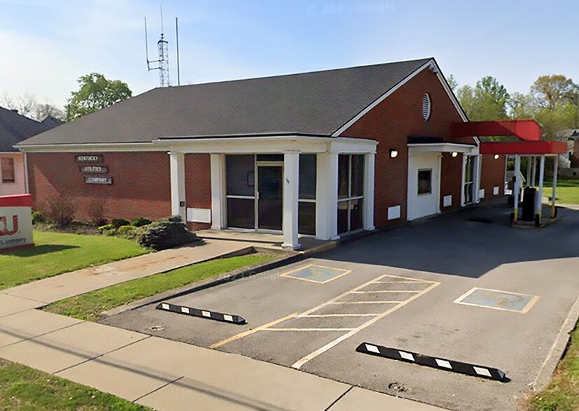 Primary Photo Of 308 W Lexington Ave, Winchester Office For Sale